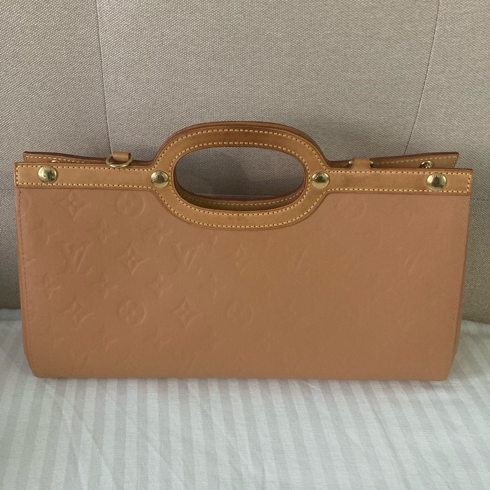 Authentic Louis Vuitton vernis tote